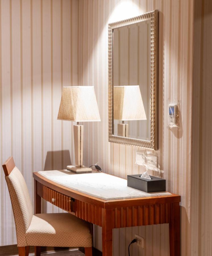 Elegance Hotel Đài Bắc Ngoại thất bức ảnh